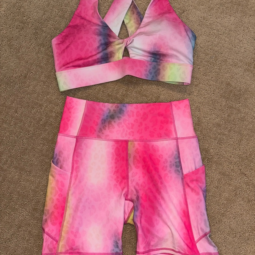 Fabletics Multi Color Rainbow Leopard Sports Bra (L) & Biker Shorts (M)